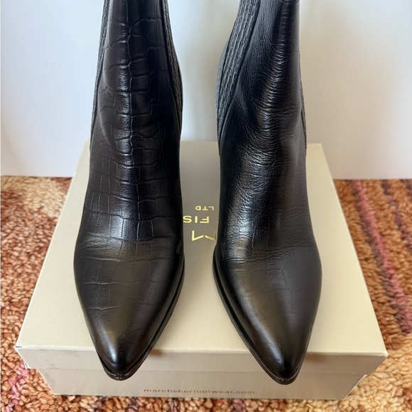MARC FISHER Alva Black Croc-Embossed Boots - Picture 1 of 9